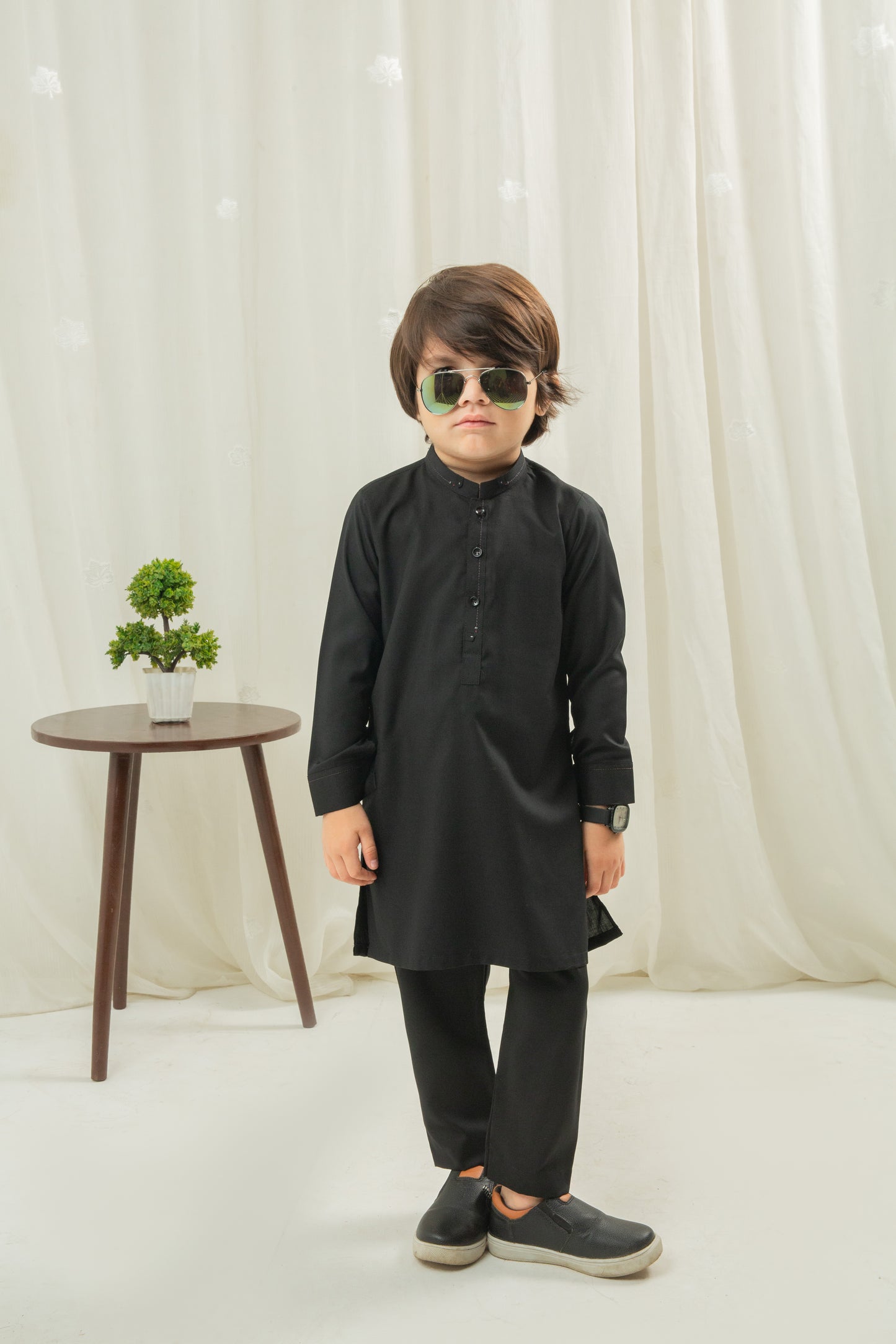 Black designing Kurta Pajama